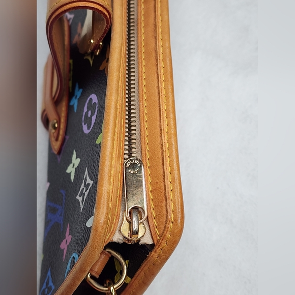 Authentic Louis Vuitton black multicolor Shirley - Picture 14 of 14